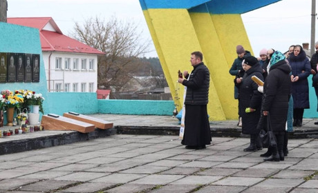 Ще сім пам’ятних дощок загиблим землякам встановили у Рафалівці
