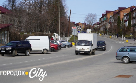 Дороги, вода, сміття: як ці питання вирішують городоцькі комунальники