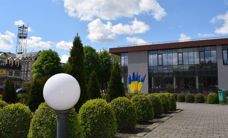 У міській раді Звягеля дві вакансії на керівні посади