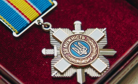 На Куп’янщині родинам двох загиблих військових вручили нагороди