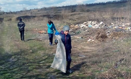 Жителі села Мар’їна Роща долучилися до акції "Звільни довкілля від сміття"
