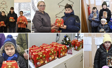 У Нікополі діти пільгових категорій отримали солодкі подарунки до свят