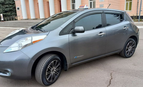 Їдуть, бачать, пам’ятають: історії первомайської служби таксі 4500