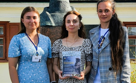 Звягельський музей Лесі Українки зібрав кошти для ЗСУ