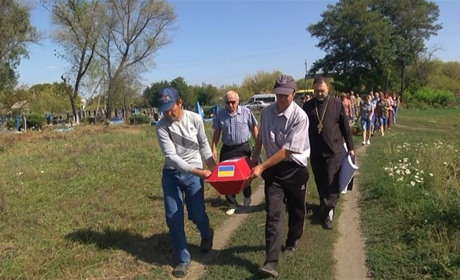 Зник у 1942: у Мілуватці на Сватівщині поховали рештки солдата Другої світової Степана Нагорянського