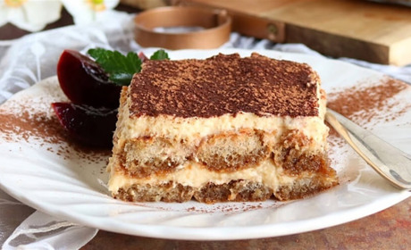 Тірамісу в домашніх умовах: рецепти класичного італійського десерту з вершками та без них