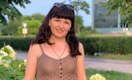 Марина Іжаковська: "У 90-х було складно і ми всією сім’єю в’язали речі на продаж" (ФОТО)