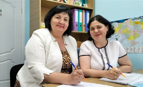 Ті, що допомагають долати негаразди. Один день з працівницями центру соціальних служб