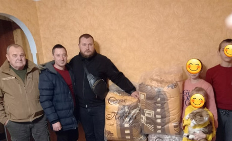 Херсонський обласний хаб у Кривому Розі та Forever Living Products надали гумдопомогу дітям ВПО