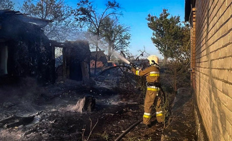 У Первомайську палала покрівля. Загалом по області сталось майже 50 пожеж