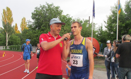 Мелитопольский стадион поспособствовал рекорду спортсмена на львовском полумарафоне?