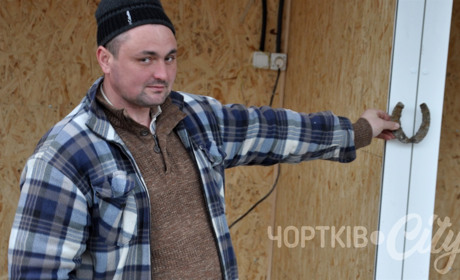 Будівництво нового речового ринку у Чорткові на завершенні