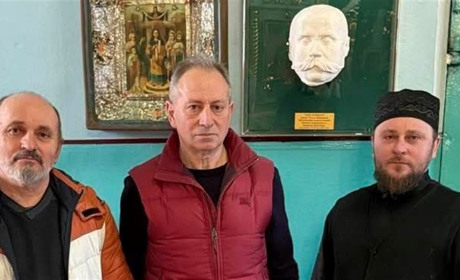 "Я дав своє благословення, бо я передусім українець": священник про посмертну маску Кобзаря у храмі