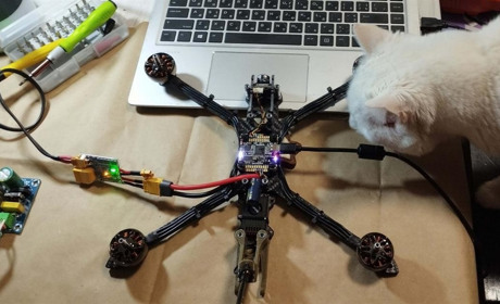 Міська рада на Звягельщині компенсує кошти громадянам за складання FPV-дронів — 6000 грн за кожен