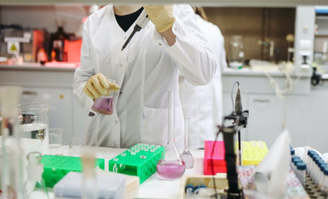 За добу у Луганській області ще у шістьох людей підтвердили COVID-19: яка ситуація на Сватівщині