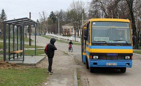 «Міські» зупинки в сільській ОТГ