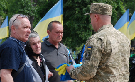 На Запоріжжі загинув майор Олексій Рудик : два місяці тому на фронті поліг і його брат