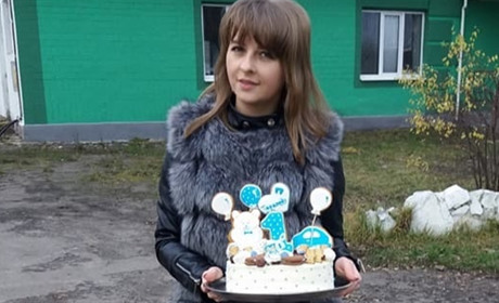 На торти йде мішок борошна, 200 яєць і 20 кілограмів цукру щомісяця