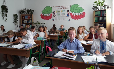 Школи у Городку розпочали запис майбутніх першокласників. Як подати заяву онлайн