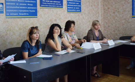 Альтернативою найманій праці є підприємництво