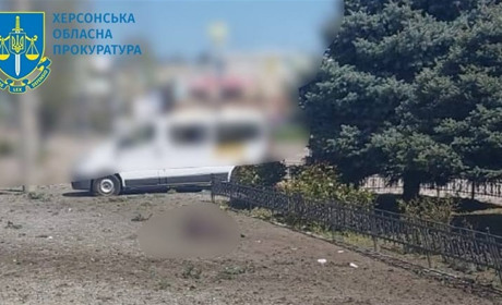Опівдні окупанти атакували центр Херсона та передмістя. Є загиблі, серед них — троє енергетиків