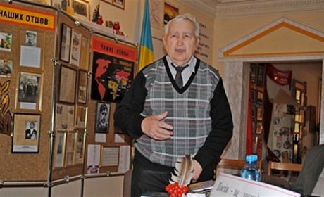 Трагічна звістка: пішов з життя письменник та поет Анатолій Ройченко, який коронував Біляївку словом