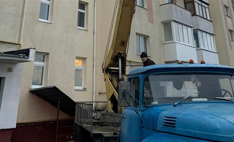 Новини громади: COVID-19 відступає, крадія велосипедів викрили, а зима розпочалася з негоди