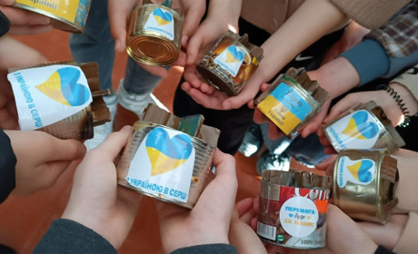 Не словом, а ділом: як учні та педагоги Великояромирського ліцею допомагають воїнам