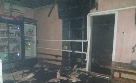 У Сватівському районі через коротке замикання електромережі сталася пожежа у магазині