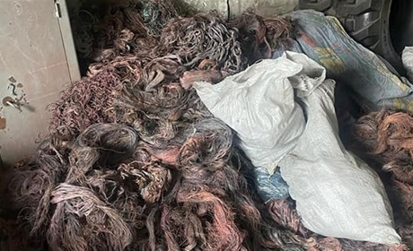 У Херсоні затримали групу, яка вирізала телефонні кабелі