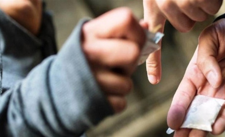 Зберігав та продава метадон та сильнодіючі лікарські засоби: у Нетішині судитимуть наркоторговця