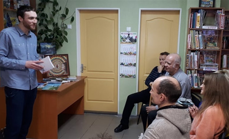 "Городна лірика" лозівського поета: Ед Попов представив нову збірку своїх творів