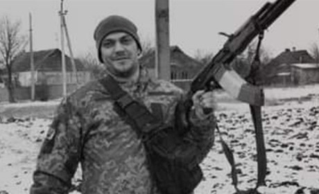 У Новороманівці попрощалися з 30-річним воїном Миколою Сідоровим