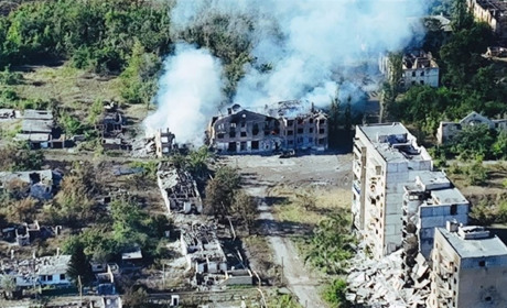 Бої в міській забудові: ЗСУ стримують наступ окупантів на підступах до Торецька