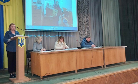 На сесії заслухають звіти керівників Первомайської РВА та районної ради
