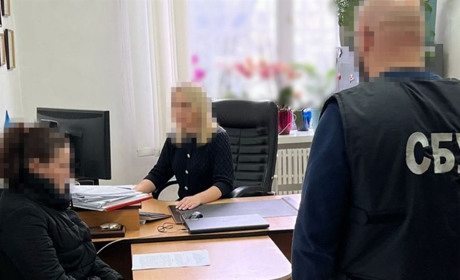 Затримали двох колаборанток з Херсонщини, які входили до окупаційних «виборчкомів»