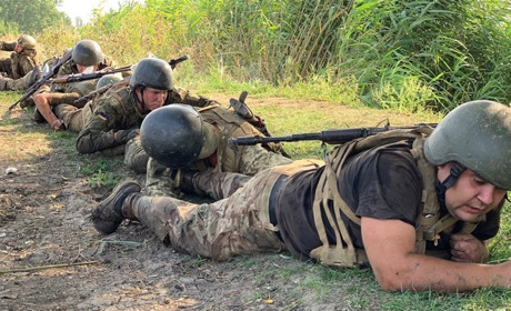 Як військові виборювали право носити берет морпіха у Волноваському районі. Фоторепортаж