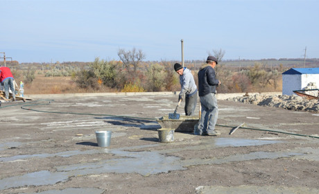 На водозаборі Сватівського водоканалу за останні 30 років вперше ремонтують резервуар питної води