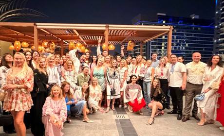 Музичний вечір Ukrainian Nights у Дубаї об’єднав українців до Дня вишиванки