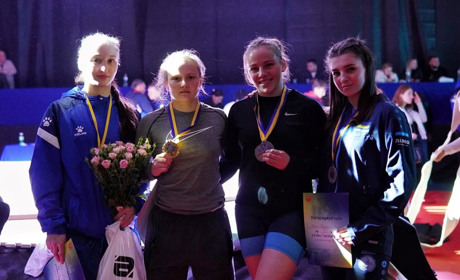 Золото та три срібла: як виступили сарненські сумоїстки на Кубку України