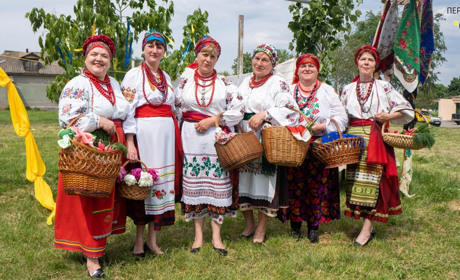 На благодійному фестивалі-ярмарку в Ташані громада збирала кошти на підтримку воїнів-земляків: ФОТО