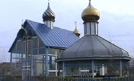  У Калинівці вода у криницях біля церков  не така вже й цілюща: підтверджують аналізи