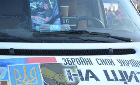 Дзвонили дзвони всіх церков і шкільний дзвінок - зустрічали загиблого земляка у Володимирці