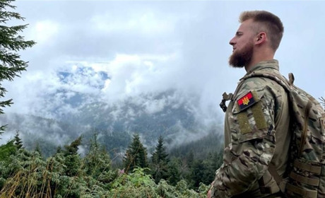 «Кожен чоловік має бути в певній ситуації військовим. Моя ситуація настала», — «Прометей»