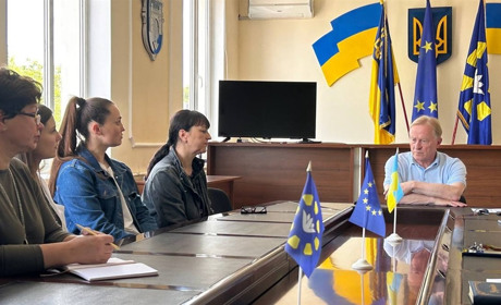 У Біляївці починають громадське обговорення щодо перейменування ліцею №1 на честь Володимира Калмика