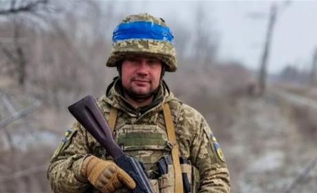 Захисника Дениса Мазура нагородили нагрудним знаком «Золотий Хрест» за мужність і службу на фронті