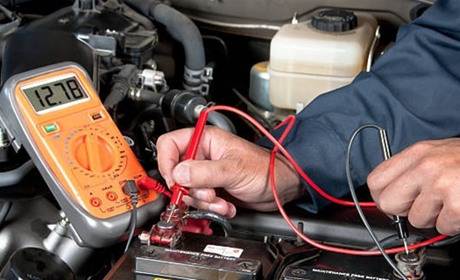 Коли машина раптом «сідає»: що потрібно знати про генератор