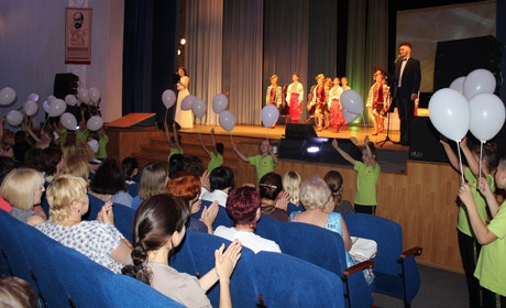 Без белых халатов: медработники Мелитополя красиво отметили свой профессиональный праздник