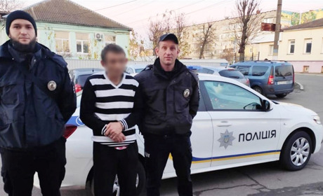 Напав на продавчиню та викрав гроші: в Ніжині затримали чоловіка, який пограбував крамницю