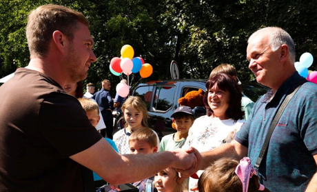 Дитячий будинок сімейного типу з Фастова отримав новенький автомобіль: що відомо